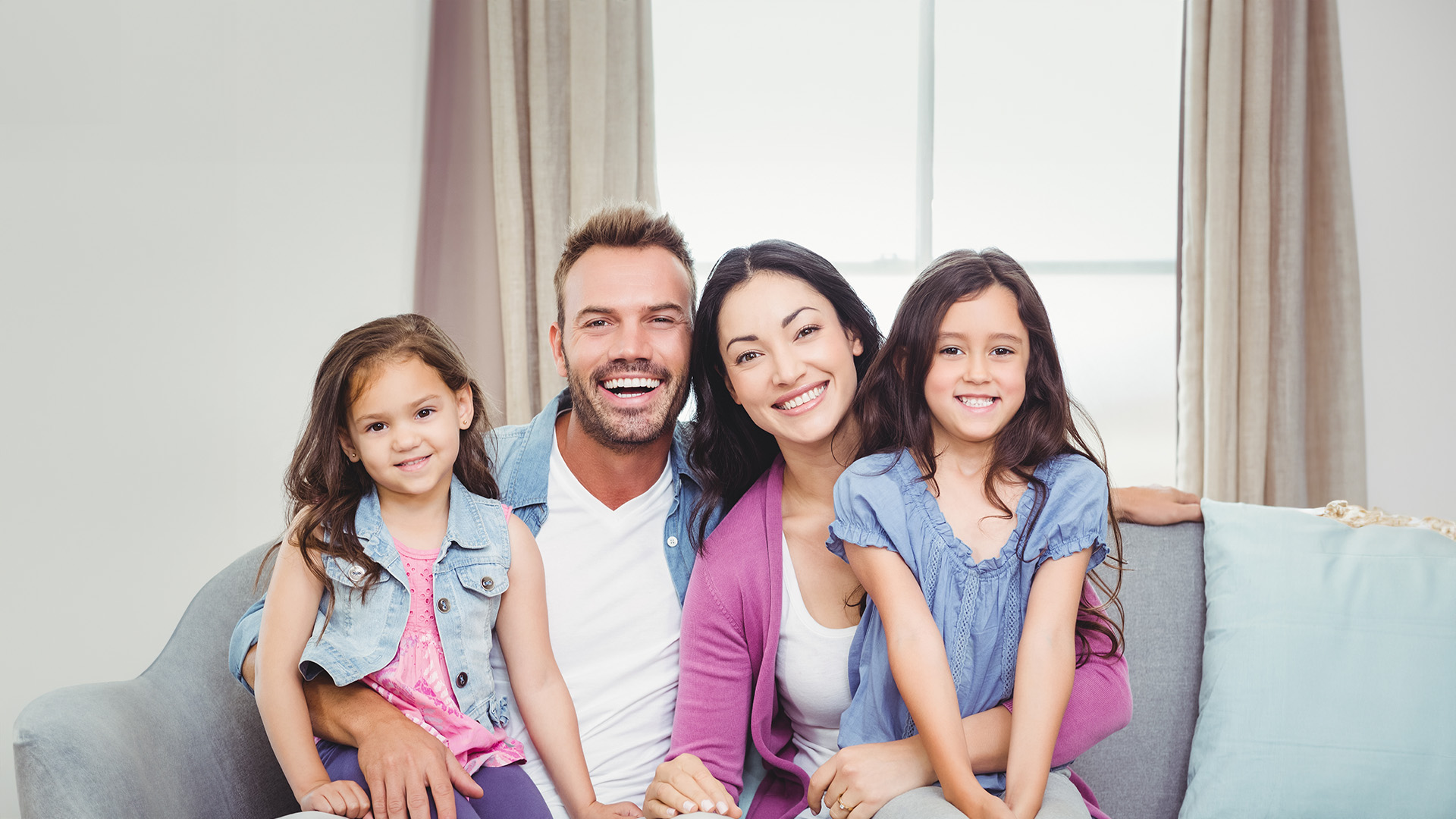 Cinema Smile Dental | Veneers, K R Whitening System and Dental Sealants